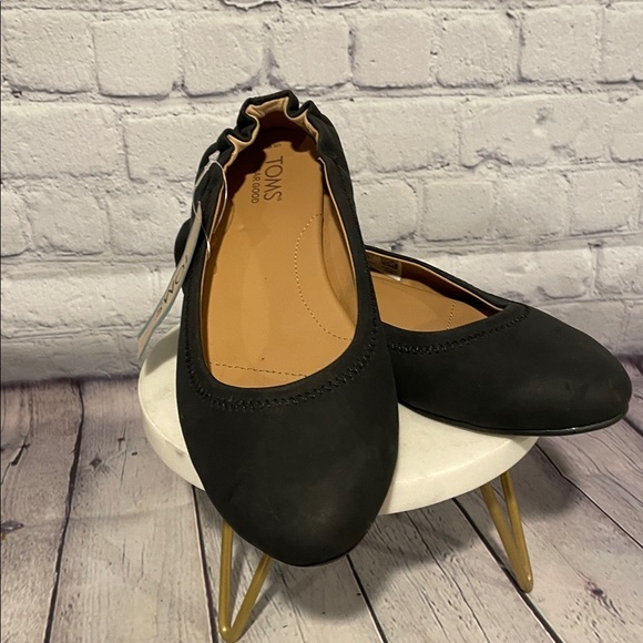 TOMS Judith Black Ballet Flats - NWT Size 7.5 - Picture 6 of 6